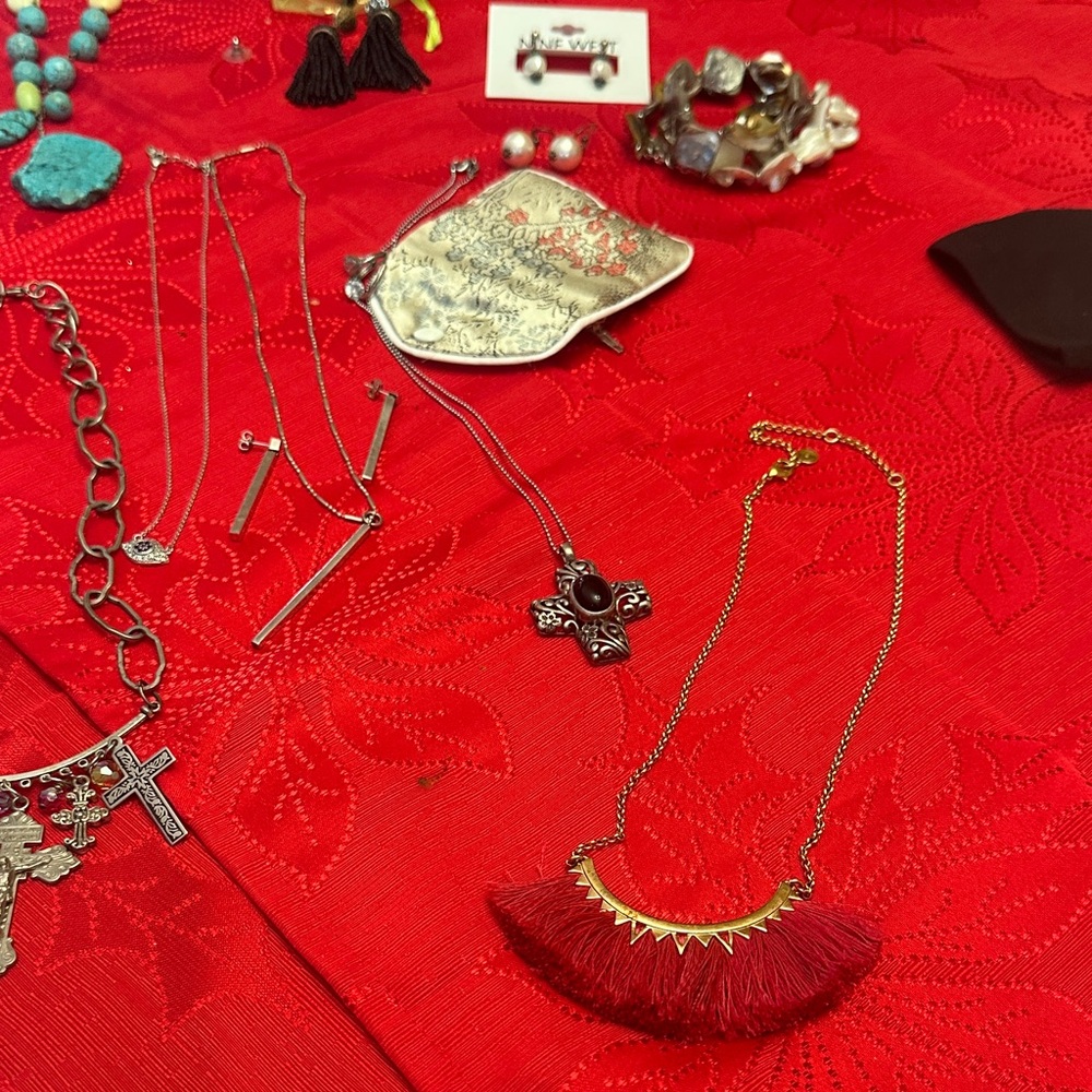 Elegant bundle of Necklaces with some earrings and a shell bracelet